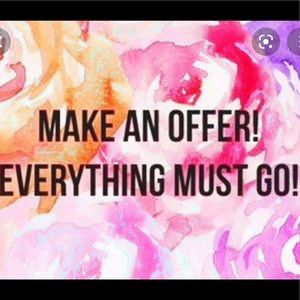 ‼️ATTENTION‼️CLOSET CLEAROUT! EVERYTHING HAS TO GO! MAKE OFFERS! PRICES DROPPED